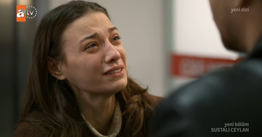 Burak'ın oyunculuğunu bilirim yine döktürüyor ama Sümeyye daha tam yeni izledigim bir oyuncu umarım yolu hep başarı dolu olur .. O kadar iyi oynuyorsunzki 🫂 
#SustalıCeylan