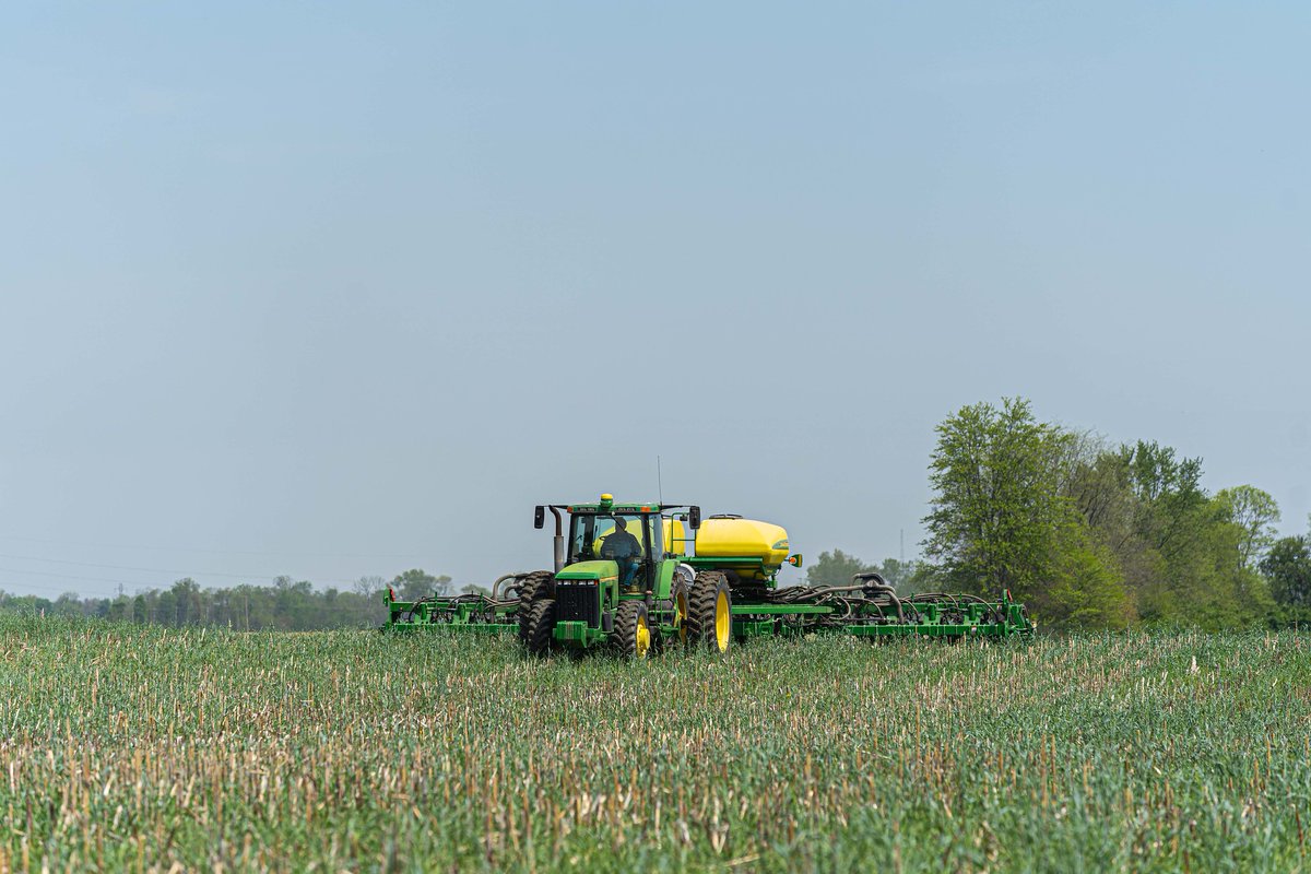 Planting season is rapidly approaching. Reducing the amount of tillage you use is not only good for your soil but can save you money in fuel costs too! 💵Want to estimate how much? We have a free tool for that! ecat.sc.egov.usda.gov/?utm_medium=so…