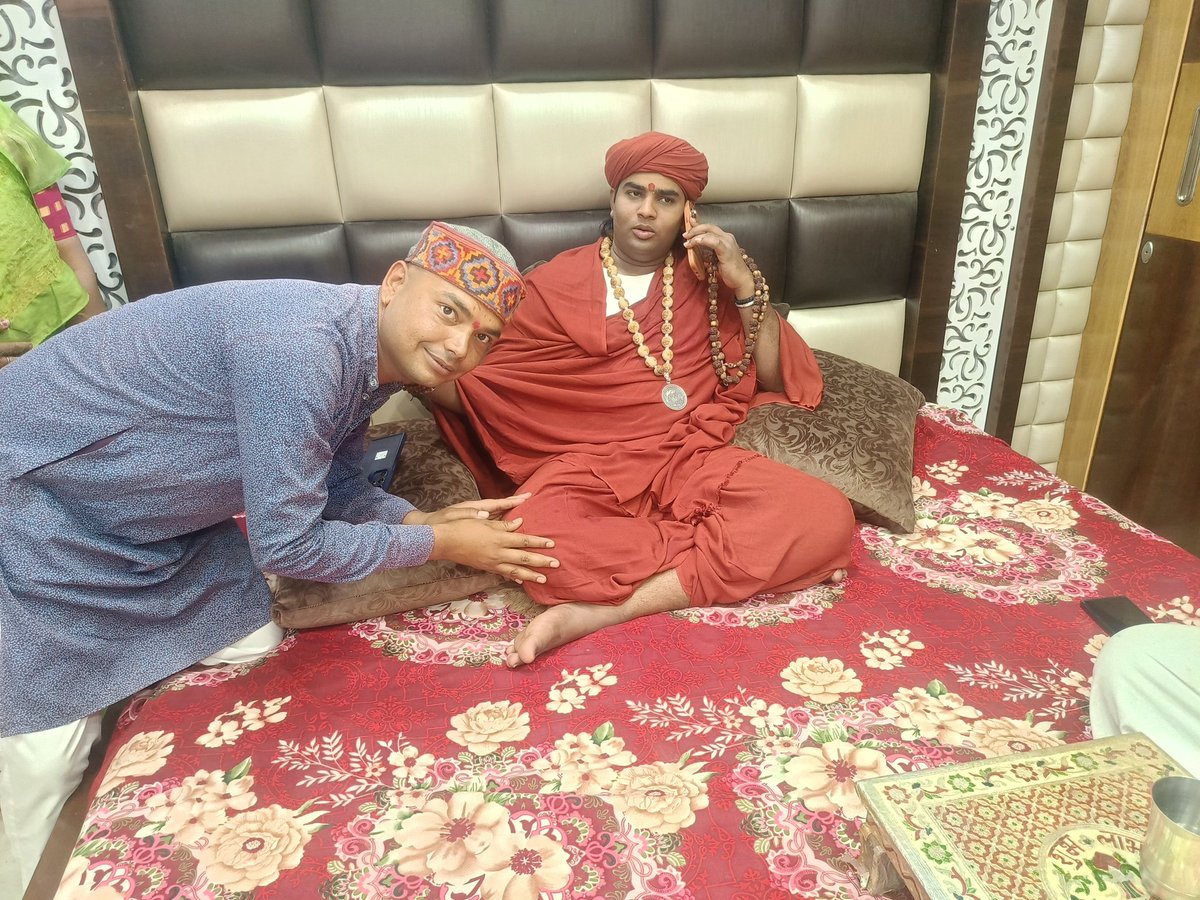 Ankit8878287848's tweet photo. आज फिर पूज्य गुरुदेव श्री Brij Bihari Sharkara जी आशीर्वाद मिला आपका आशीर्वाद हमेशा ऐसे ही मिलता रहे गुरु जी https://t.co/zQDLLLETsA