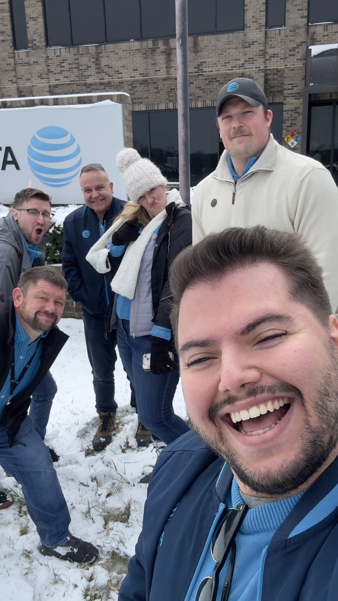 Hunter Ball tweet media