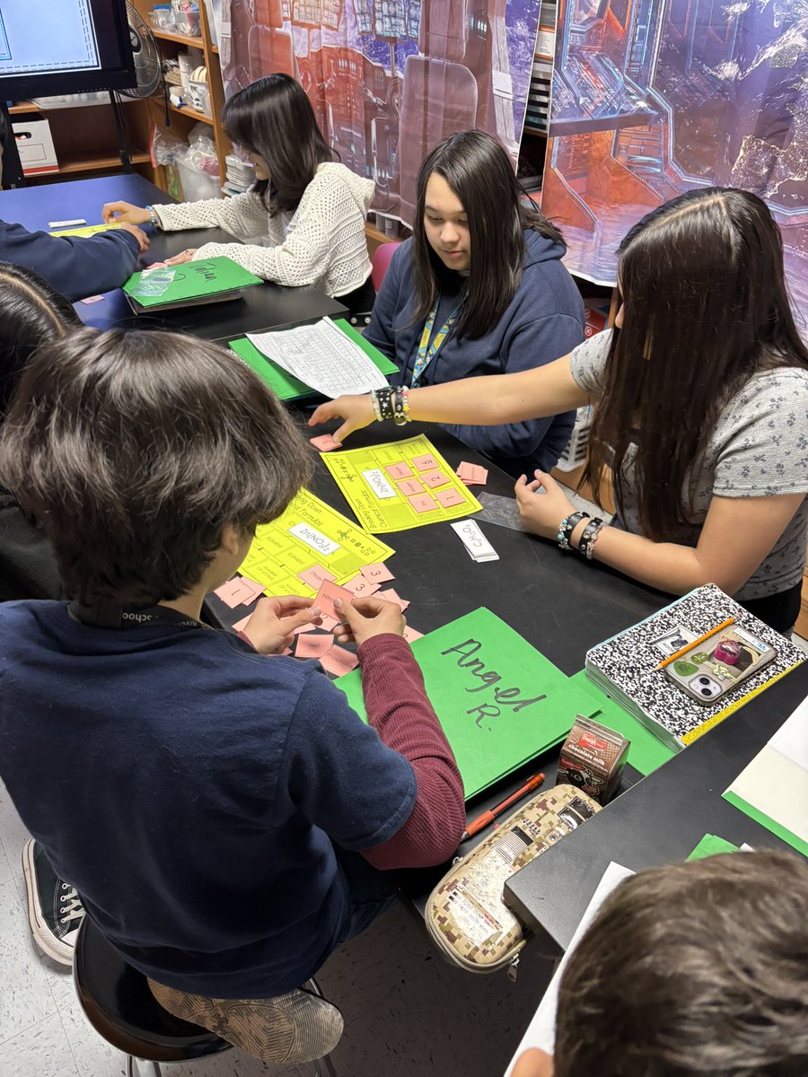 mindy_sam_science tweet media