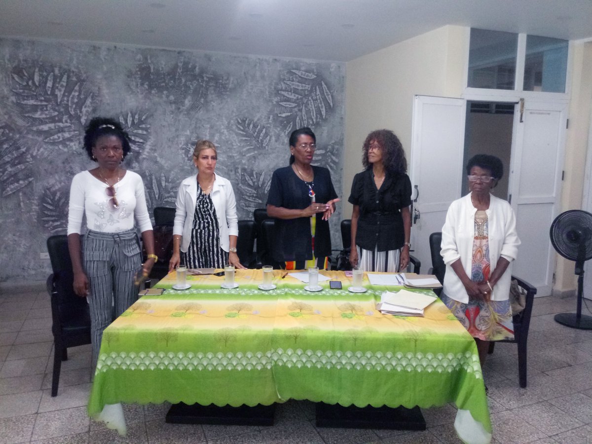 IpvceG's tweet photo. Se realiza en el Ipvce Antonio Maceo Grajales de Santiago de Cuba el proceso de categorización docente #dpeStgo 
#PreUniversitario 
#CubaEduca #Cuba @IPVCEAM @FundichelyRosa 
@cubamined @elsa_ena
@Gob_StgoDeCuba @PartidoPCC https://t.co/XFLcaIow02