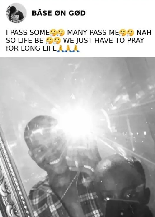 offiloverboi's tweet image. I pass some 🤔🤔 many pass me🤔🤔 nah so life be🤔🤔 we just have to pray for long life 🙏🙏🙏