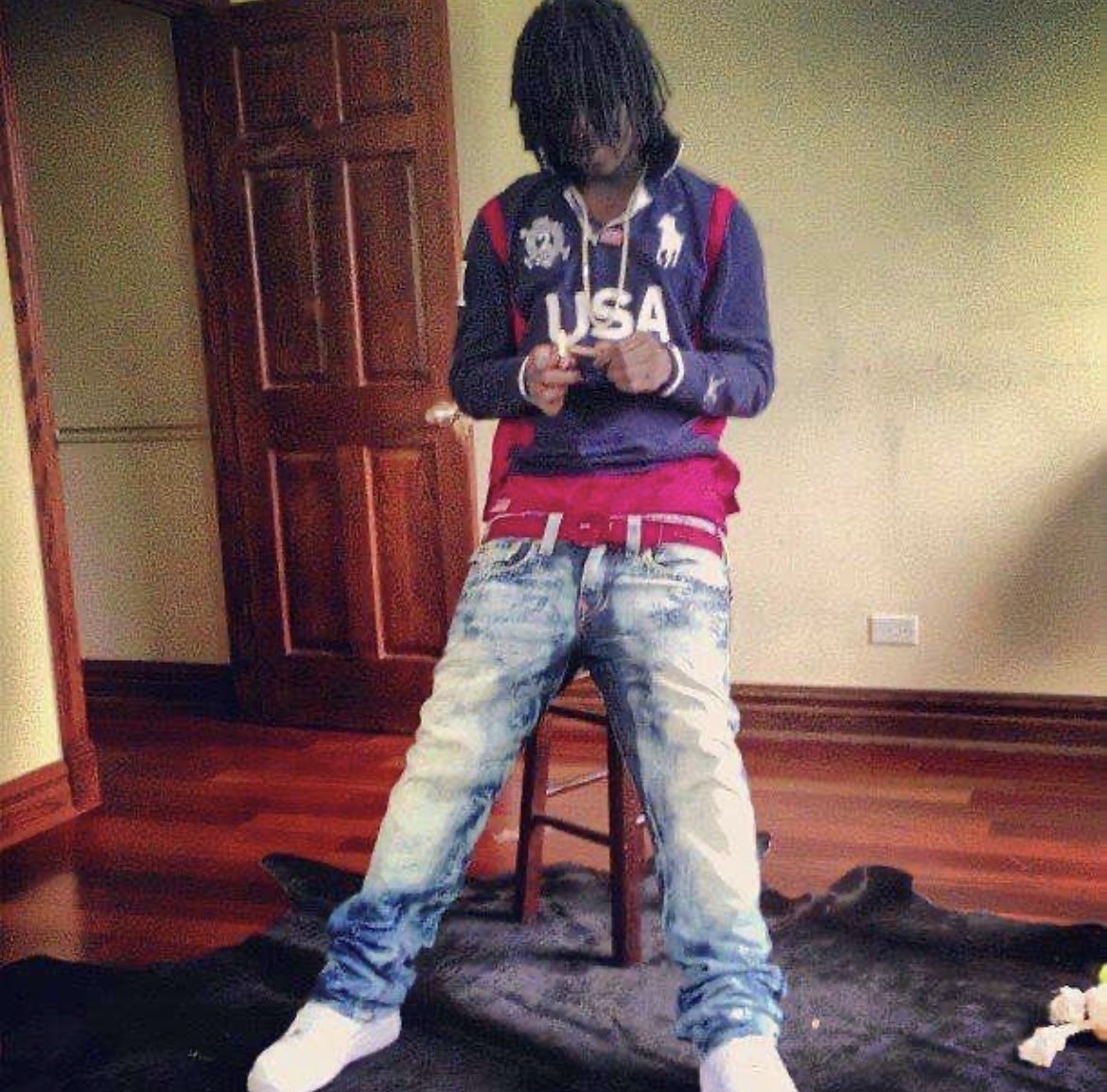 Skrappy2332's tweet photo. 300 followers #3hunna🌞 https://t.co/ucMvUczBeJ