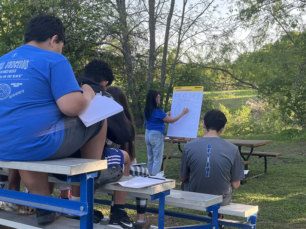 My 7th and 8th grade science classes want to give a big shout out to RISD’s Chris Bowling and his maintenance and grounds crew for working so hard on our outdoor classroom at the pond. We love our bleachers and picnic table! <a href="/whatsnewatrjh/">Robinson Jr. High</a> #robinsonisd