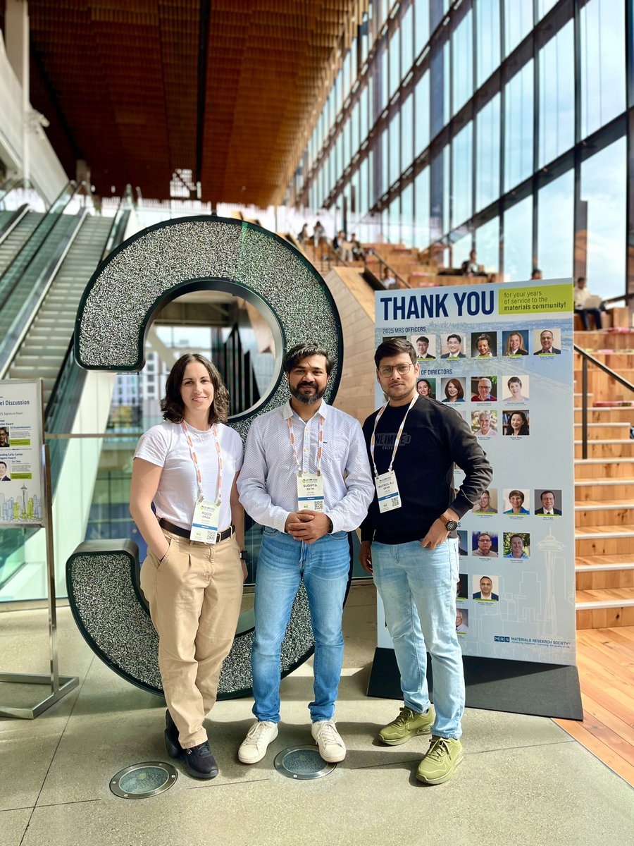 Sudipta Seth (@sudiptaseth5) on Twitter photo It has been a very engaging #S25MRS so far. Delivered two talks on - inoperando microscale solar cell imaging.
Caught up with old friends, made many new!
Represented <a href="/HofkensLab/">Hofkens Lab</a>
#perovskite #microscopy #MRS It has been a very engaging #S25MRS so far. Delivered two talks on - inoperando microscale solar cell imaging.
Caught up with old friends, made many new!
Represented <a href="/HofkensLab/">Hofkens Lab</a>
#perovskite #microscopy #MRS