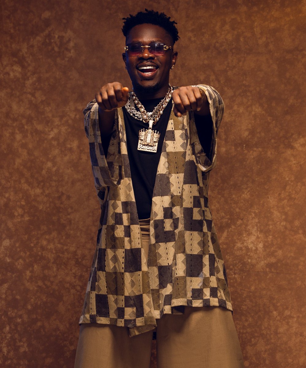 #NP: Chance <a href="/iamdoncarta/">DONCARTA</a>

with 📷📷<a href="/egbegba_/">Egbegba</a>

#SojiThingsShow