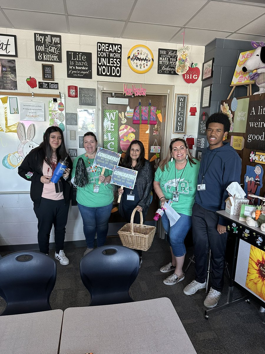 LRHSCounselors tweet media