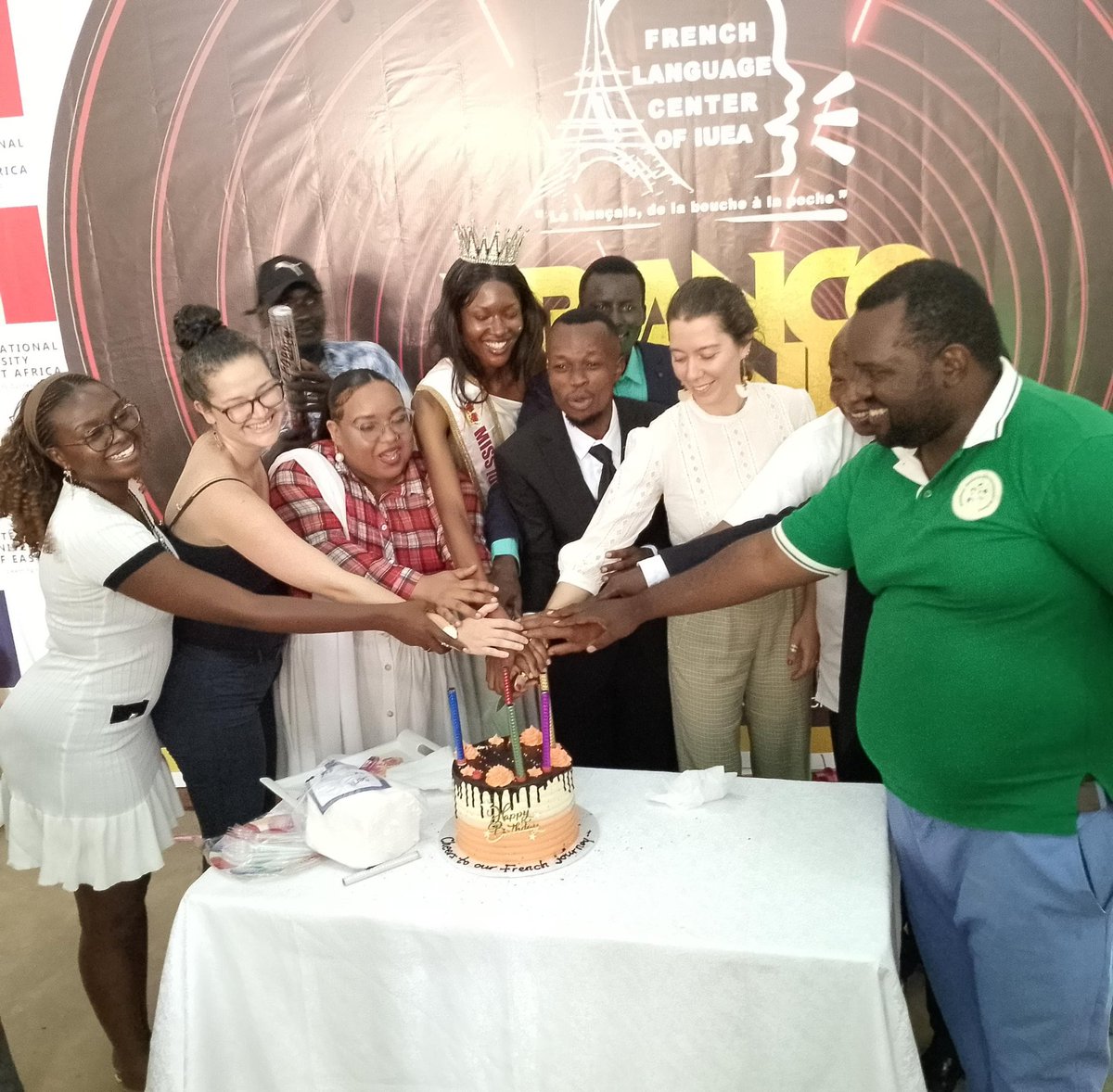 ProfsFLEouganda's tweet photo. Gratitude to Dr. Sebuyungo, HOD (European and Oriental languages) @Makerere for representing APFO at the francophonie celebrations held at IUEA. Your dedication to promoting French language education in Uganda is truly commendable. #Francophonie2025 #APFO #IUEA https://t.co/9RDqJI0tH8