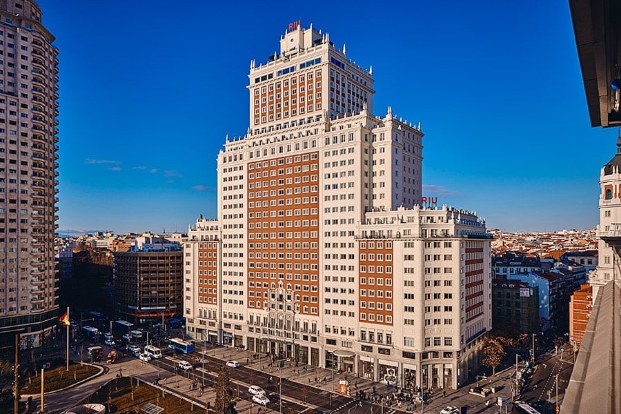 edu_trades's tweet photo. Madrid 1 Junio 2025!
Hotel Riu de Plaza España.
Por ahora contaremos con:
@sanglucci opciones
@kunal00 mid caps y large caps
@sergidown algorítmico small caps
@Mariellangsaez inversiones
@TraderOscta small caps
Tickets aquí: 👇🏻
https://t.co/eim5bnEBHE https://t.co/E2AZrxujZz