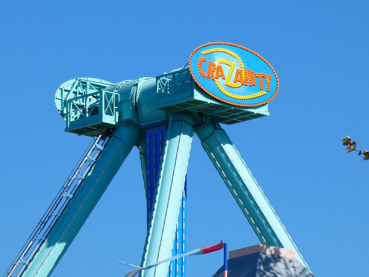 _astro_2003's tweet photo. The top of Crazanity
#crazanity #sixflags #sixflagsmagicmountain #flatride #photography https://t.co/B9oRbMckbN