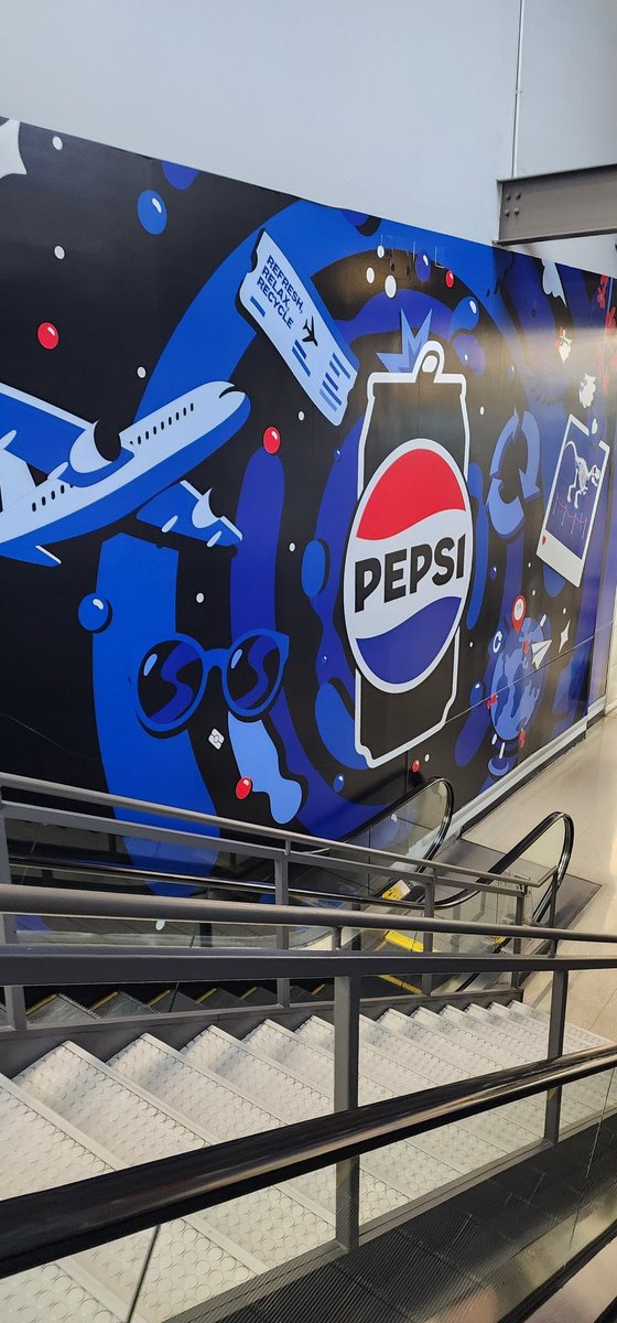 Good to see DC Airport isn't woke and is a Coke airport like Atlanta. Because coke is Woke.