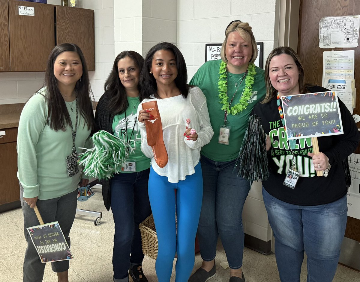 LRHSCounselors tweet media