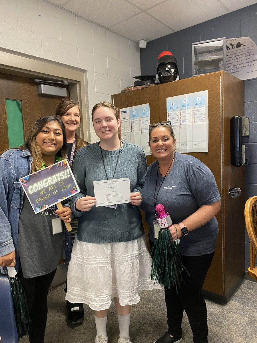 LRHSCounselors tweet media