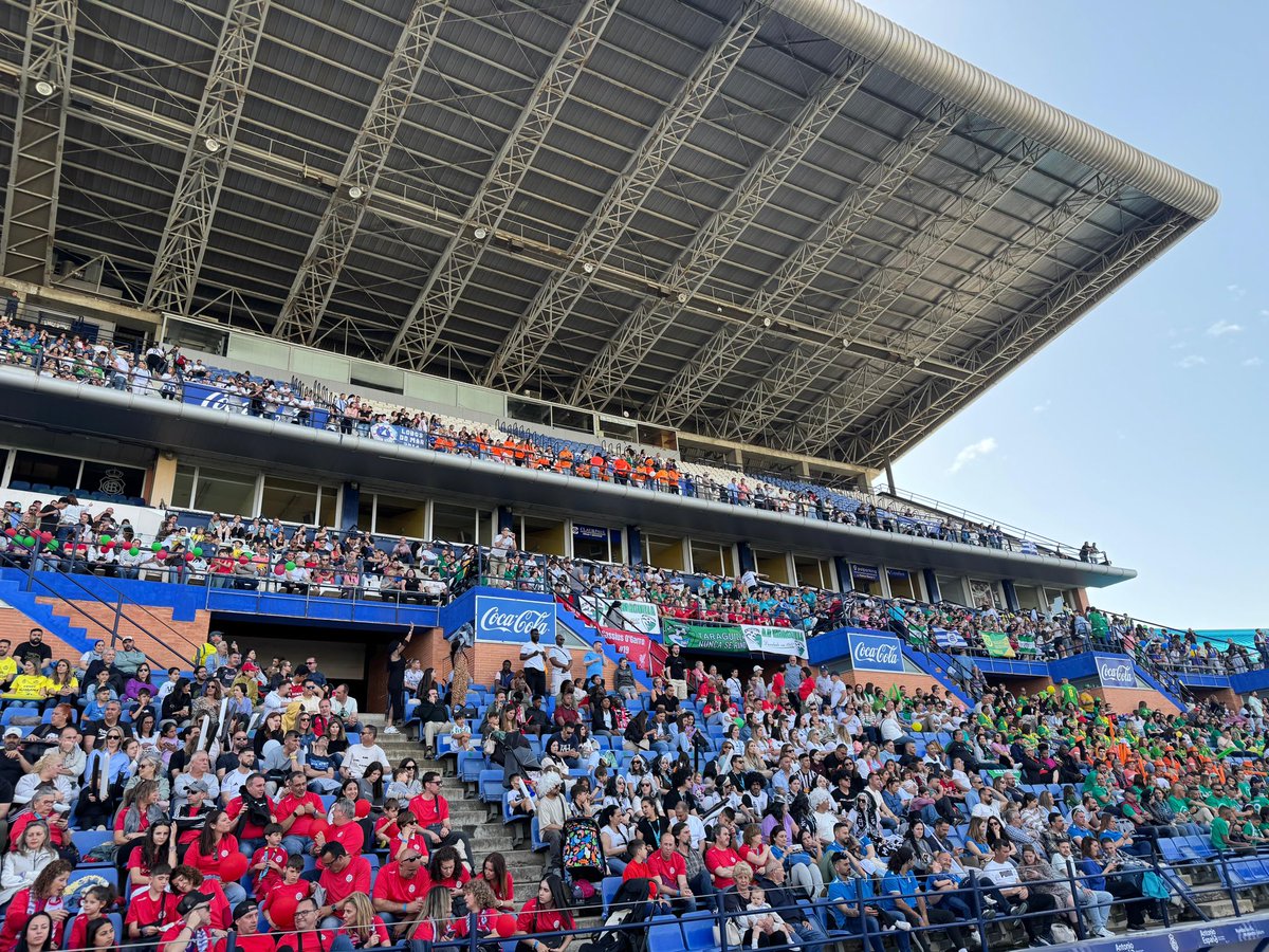 Ayuntamiento Huelva (@aytohuelva) on Twitter photo ⚽🎉El estadio Nuevo Colombino acoge la inauguración oficial de la décima edición de la <a href="/ganafotecup/">ganafotecup</a>, donde se darán cita más 350 equipos de todo el planeta.
👏Las mejores canteras del mundo se reunirán en Huelva y provincia del 11 al 13 de abril. ⚽🎉El estadio Nuevo Colombino acoge la inauguración oficial de la décima edición de la <a href="/ganafotecup/">ganafotecup</a>, donde se darán cita más 350 equipos de todo el planeta.
👏Las mejores canteras del mundo se reunirán en Huelva y provincia del 11 al 13 de abril.