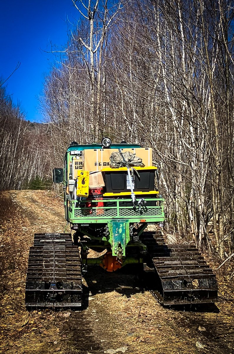 MitsubishiHVAC's tweet photo. 📍 Pleasant Mountain, ME
When customers haul Hyper-Heating systems up a mountain by tractor, you know they trust the performance. 💪
Mitsubishi Electric = mission-critical comfort, even in the wild.
For more information go to https://t.co/GNBKfmaeWb
#HeatPumpNation #HyperHeat https://t.co/I5aoItzo5P