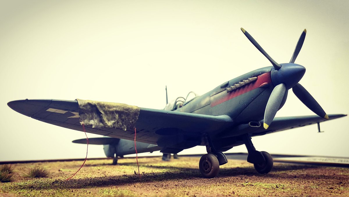 TSMODELHANGAR's tweet image. It’s #fighterfriday people!✊🏻
Here is a look at my 1/48 Hasegawa Spitfire Mk PR XI.
This is the Hasegawa Spitfire Mk IX kit converted to the PR XI specification with a combination of Quick Boost resin, Eduard PE and a little scratch building.
Happy Modelling!
Cheers!🍻