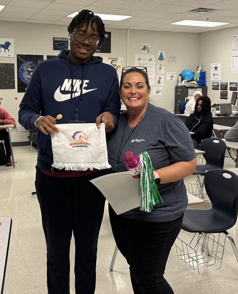 LRHSCounselors tweet media