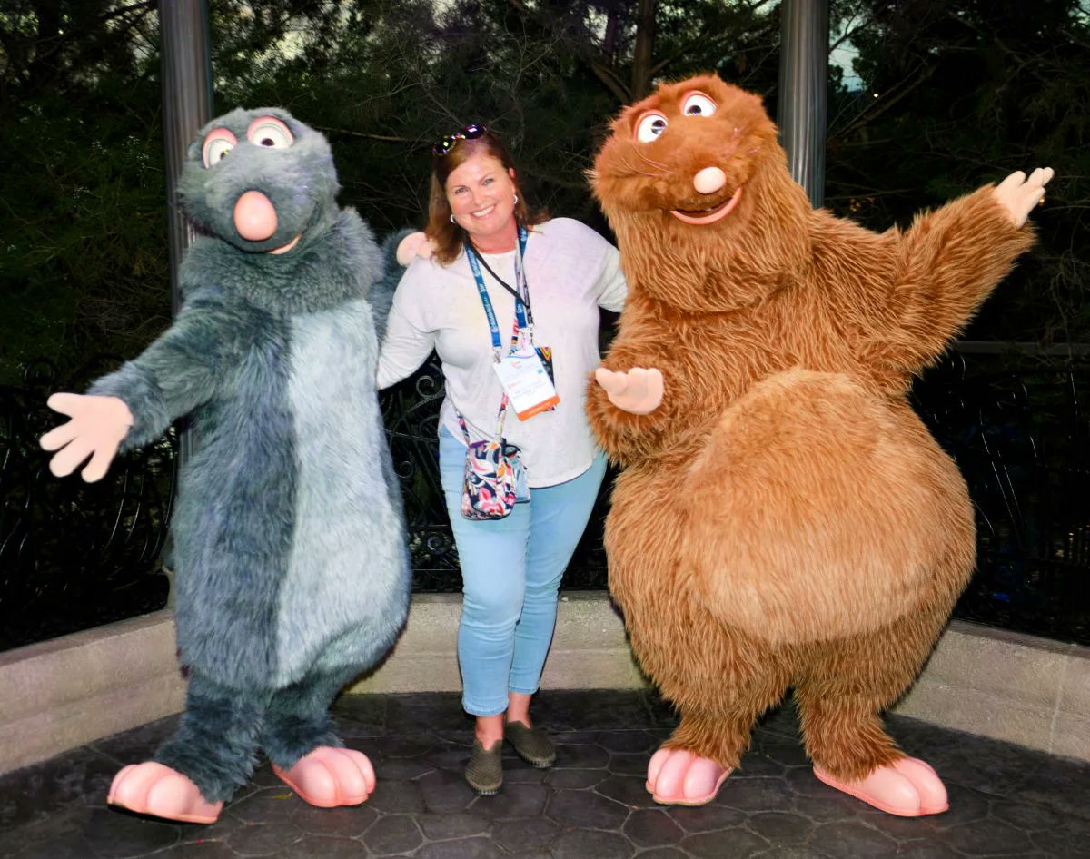 Discover 9 must-do experiences at EPCOT, from thrilling rides and world-class dining to lesser-known gems and family-friendly fun. Don’t miss these top #EPCOT tips!

whereverimayroamblog.com/things-you-won…