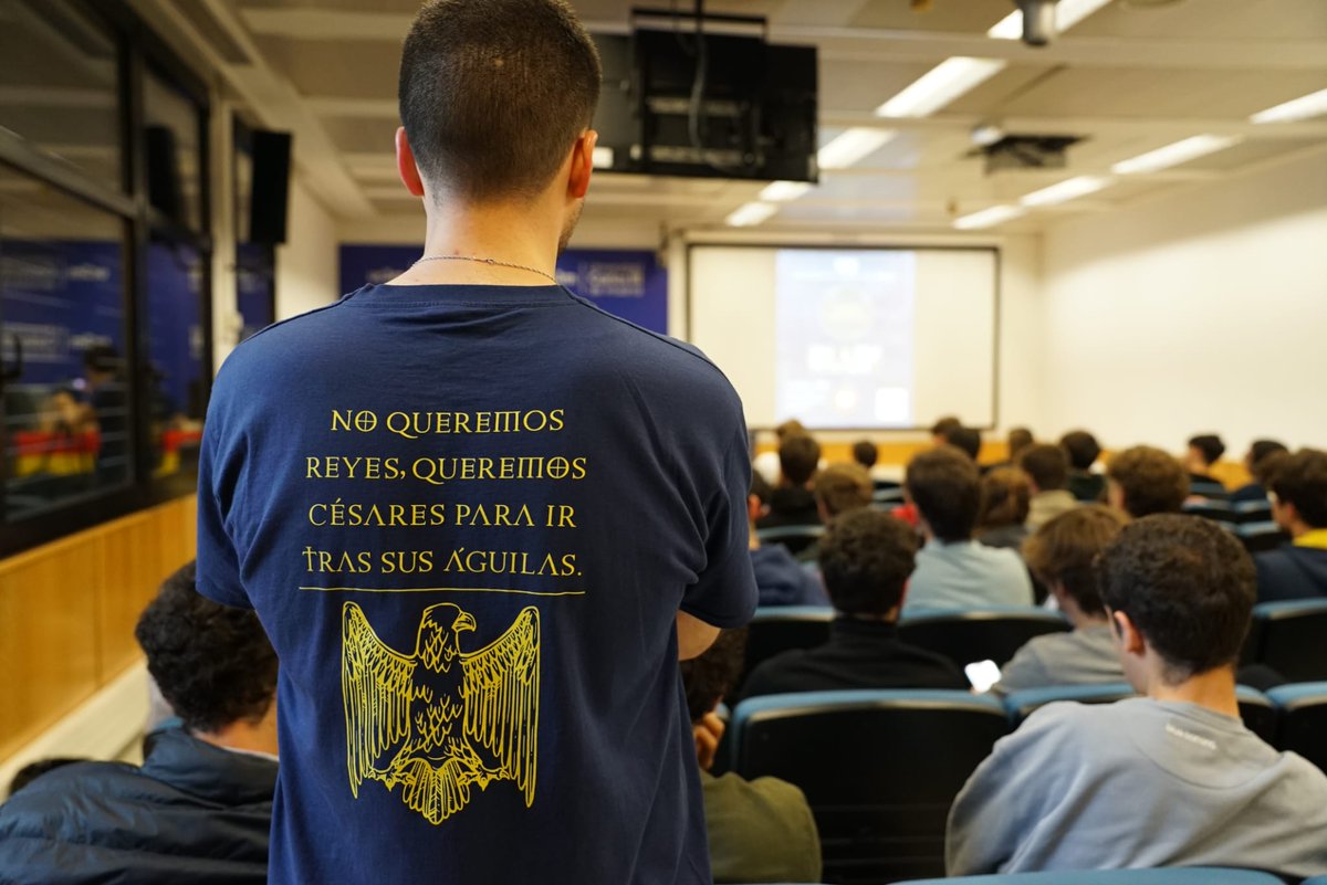 Alternativa_EE's tweet photo. Una semana después, seguimos pensando en ello. Os compartimos más imágenes de la conferencia de @TerraIgnota en la @uc3m.

Ánimo estudiantes, NO estáis solos en la universidad ¡uniros a la Alternativa!🔥📖 https://t.co/Lv5bnzm9zr