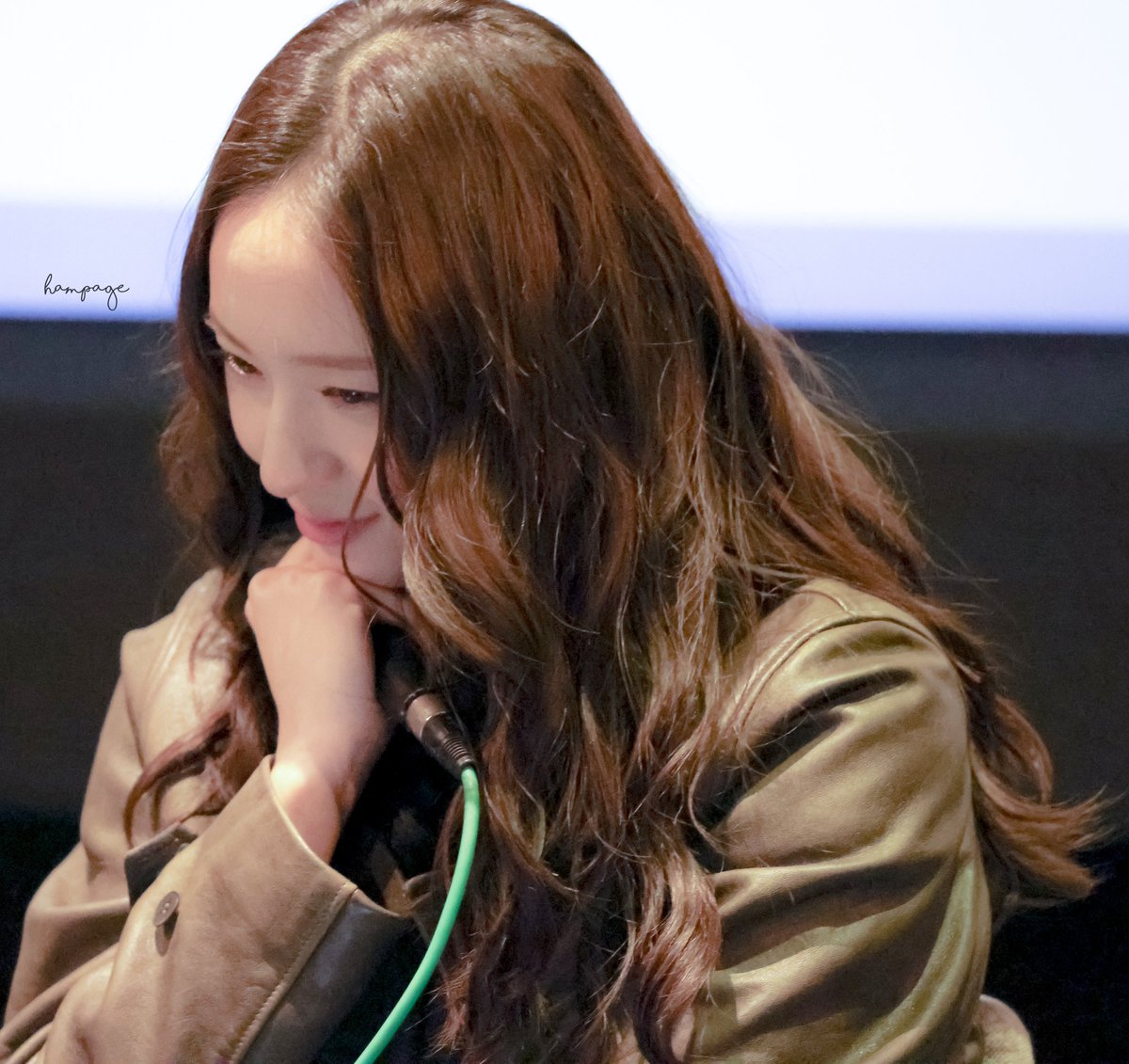 250411 영화 #그여름의시간들 GV

경청하는 모습을 그냥 경청하게 되,,,

#정수정 #크리스탈