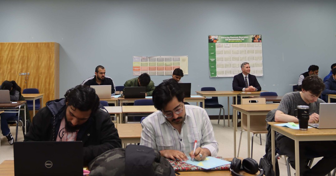 We spy with our eyes… an undercover boss! 👀💼 Today, college president Mitch Dumas decided to sneak into a communications class and see what the Northern student experience is really like.