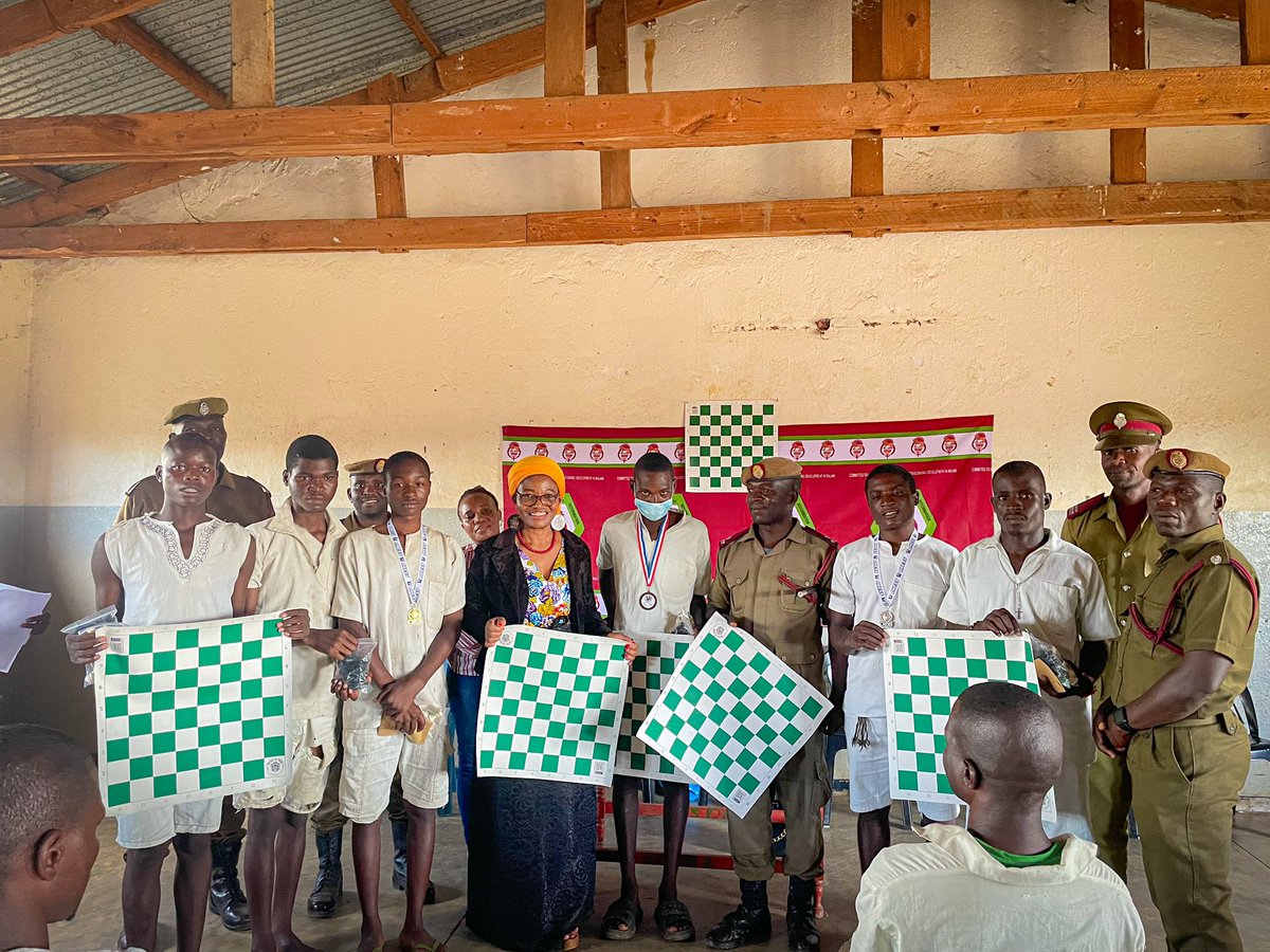 dadazchess's tweet photo. Today, we awarded medals & prizes to winners of a chess tournament at Maula Prison! 44 adult players & 19 young offenders participated. Honored to have MPS head office authorities attend the event. Chess promotes rehabilitation & social inclusion #ChessForFreedom #MaulaPrison #RehabilitationThroughChess