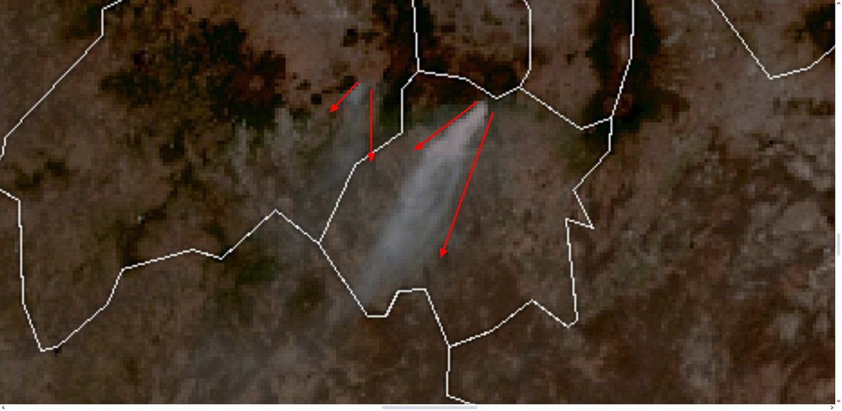 fer99x2000's tweet photo. Partículas y humo del incendio forestal en Santo Domingo Ocotitlán, Tepoztlán, Parque Nacional El Tepozteco, Morelos, sobre: Cuernavaca, Jiutepec, Emiliano Zapata, Yautepec, Xochitepec, Puente de Ixtla, Tlaltizapán, Xoxocotla, Morelos. Fuente: @NOAASatellites 12:21 horas https://t.co/jSIbEZgCqo