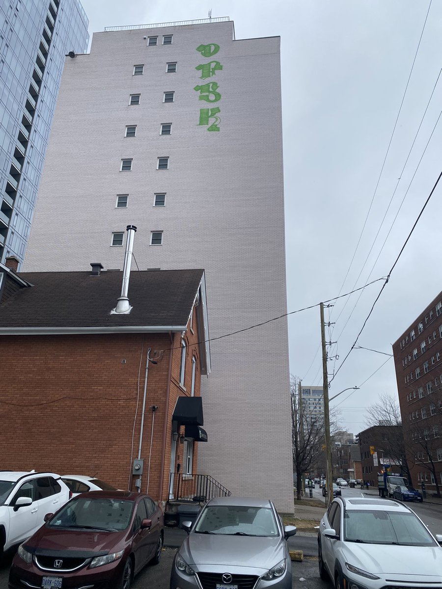 kittypants's tweet photo. I have so many questions. And the owner of my building is going to be pissed. At least do something attractive #noidea #graffiti #centretown #notpretty #inmyneighbourhood #ottawa #vandalism #idiots https://t.co/QdoaaKsCcM