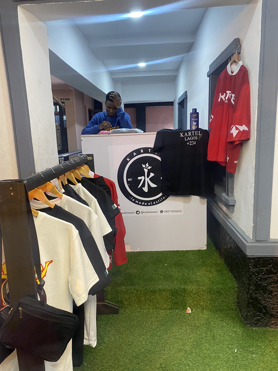 olakunyimi's tweet photo. 2Hrs to go before I close for the day
Which KARTEL merch do you want to get??? https://t.co/qO0nPZfGox