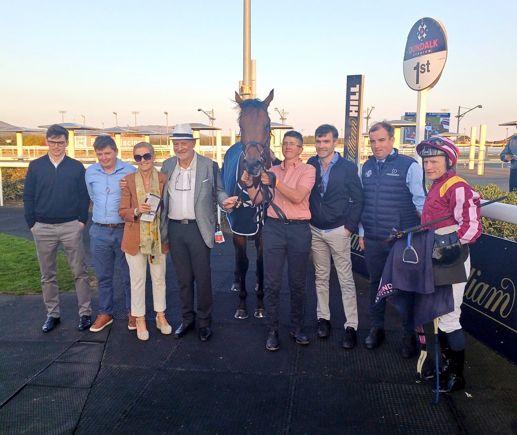 Irishracing.com Live (@irishracing365) on Twitter photo Professor Longhair made a winning debut for Donnacha O'Brien and <a href="/gavinmryan/">Gavin Ryan</a> <a href="/DundalkStadium/">Dundalk Stadium</a> Professor Longhair made a winning debut for Donnacha O'Brien and <a href="/gavinmryan/">Gavin Ryan</a> <a href="/DundalkStadium/">Dundalk Stadium</a>