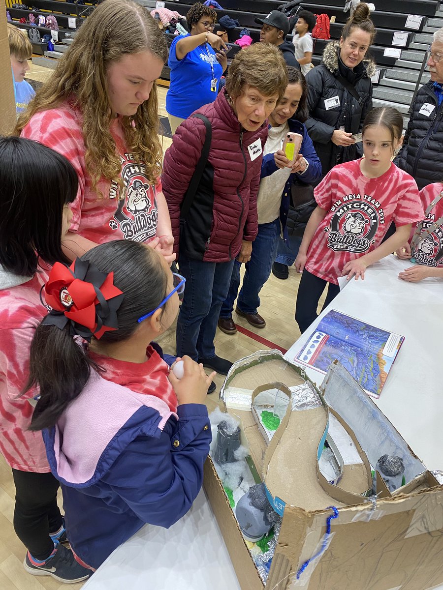 Congratulations to our MESA Teams for an outstanding showcase! 🎉

Community Cleanup, Planetary Lander, &amp; Wearable Tech teams placed 3rd 🏆