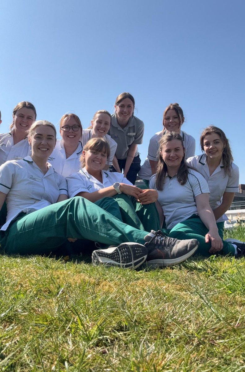 Some of our Occupational Therapy team enjoying the beautiful sunshine today. Made sure to grab ourselves an ice cream from the van! ☀️🍦