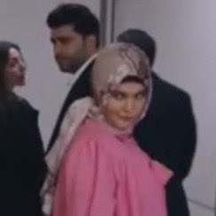 şu mimiklere bak çıldırıcam korkunç ya