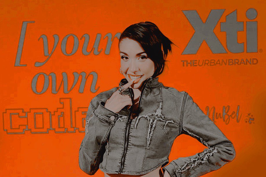 ⠀⠀  ㅤ

                      𝗗𝗘 𝗧𝗢𝗗𝗔' 𝗟𝗔𝗦 𝗡𝗘𝗡𝗔𝗦 𝗟𝗔 𝗠𝗔𝗦 𝗕𝗢𝗡𝗜𝗧𝗔 🖤

ᅠ