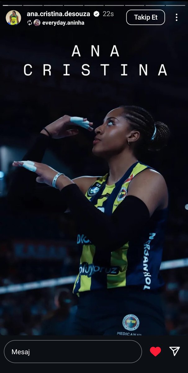MuhammetLord's tweet photo. Ana Cristina'nın kendi sosyal medya hesabında paylaştığı fotoğraflarım. 📸✨💛💙  @FBvoleybol https://t.co/5HGyVj1TQx