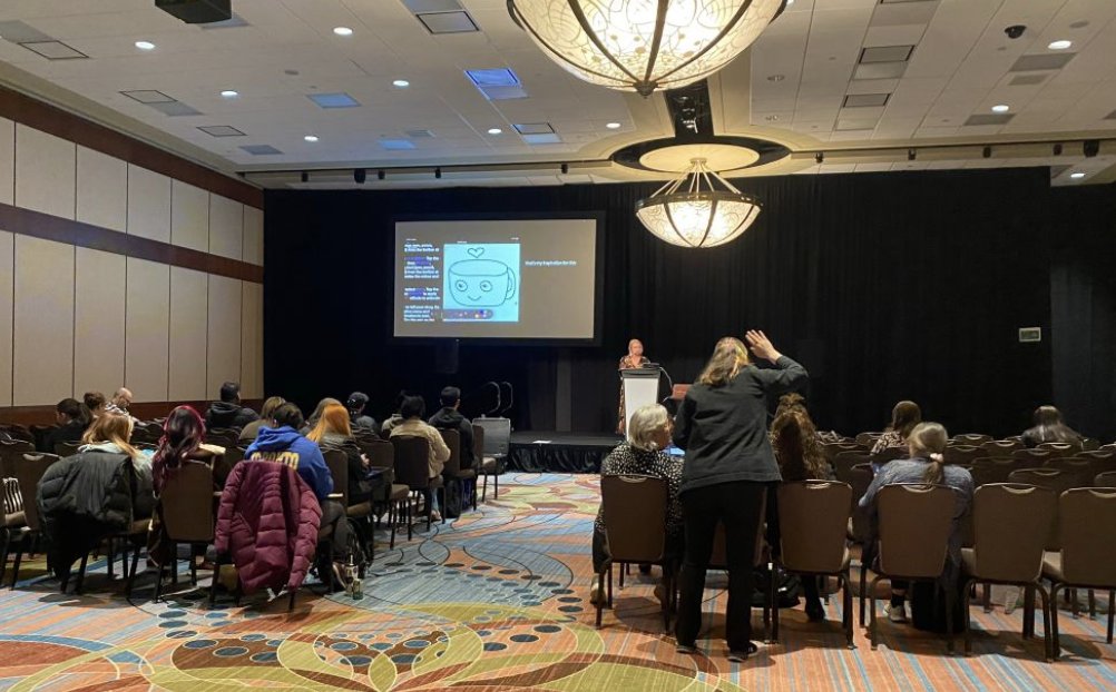 #ASET2025 A fantastic session with Anita Gormley &amp; Julianne Birch on using #AppleKeynote to animate and engage students!! Game changer! #EdTech #inclusivelearning