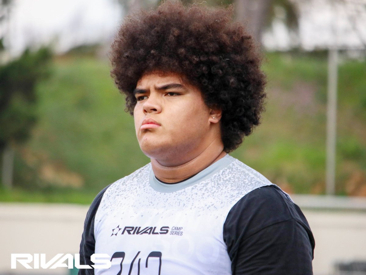 Dave Keefer (@davekeefer) on Twitter photo Big 10 school leads for 2027 offensive lineman Lex Mailangi (Mater Dei):
Click here: bit.ly/4ctJUIF
Lex has a long way to go in his recruitment but he recently visited Oregon and absolutely loved it.
<a href="/big_lex99/">Lex Mailangi ๐น๐ด</a> <a href="/MDFootball/">Mater Dei Football</a> <a href="/popahs_world/">Popah Popah</a> <a href="/LittleBabyG916/">Grace</a> <a href="/pme_areyouone/">Playmakers Elite</a> Big 10 school leads for 2027 offensive lineman Lex Mailangi (Mater Dei):
Click here: bit.ly/4ctJUIF
Lex has a long way to go in his recruitment but he recently visited Oregon and absolutely loved it.
<a href="/big_lex99/">Lex Mailangi ๐น๐ด</a> <a href="/MDFootball/">Mater Dei Football</a> <a href="/popahs_world/">Popah Popah</a> <a href="/LittleBabyG916/">Grace</a> <a href="/pme_areyouone/">Playmakers Elite</a>