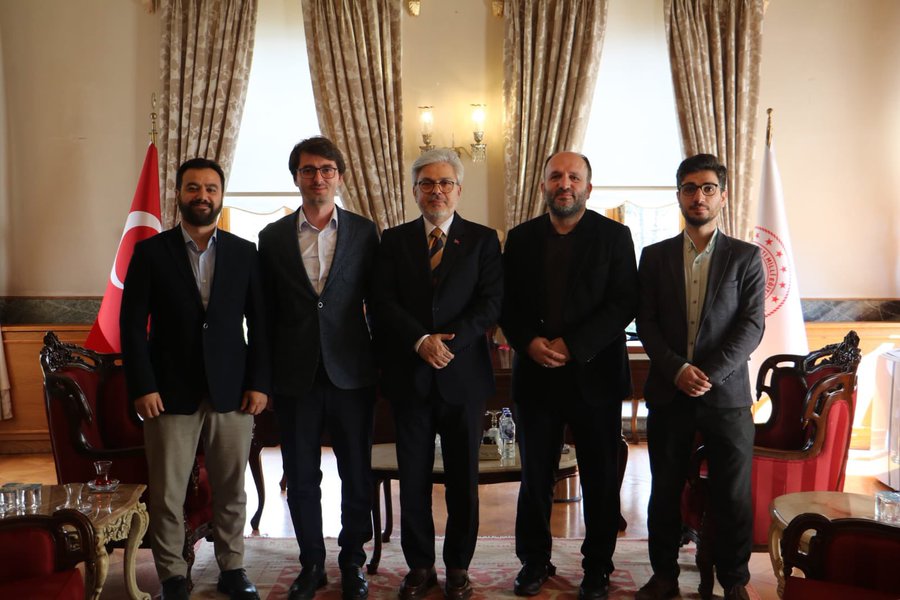 yedihilalsurfa's tweet photo. Milli Eğitim Bakanlığı ile “Sosyal, kültürel, sportif faaliyetler ile bilim ve sanat faaliyetlerinin yapılmasına ilişkin” İş Birliği Protokolü imzaladık.

Bakan Yardımcısı Ömer Faruk Yelkenci Beyefendi’ye teşekkür ederiz. https://t.co/yfNTo0JrzP