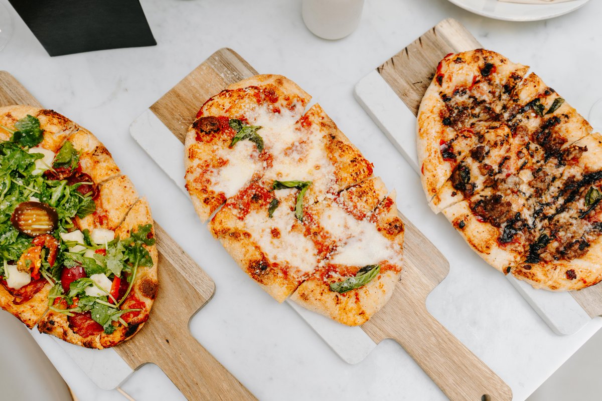 UnionSquareAdv's tweet photo. The hospitality biz is our bread &amp; butter – Claim your stake in the customer game and get some wonderful sTuFf for your business. 📍 @sparrowkitchenandcocktails https://t.co/HJVcJdFyCL