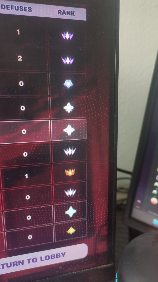 THawk108's tweet photo. They hype up so much shit for #Fortnite Ballistic, just to have the worst matchmaking known to man. Tf is a team of Gold 3 - Plat 1 supposed to do against a team of UNREALS?! So sad :((( https://t.co/mPdlaE5xXW
