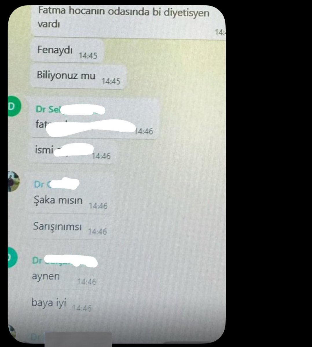 emrebaydarr_'s tweet photo. Konya’daki bir devlet hastanesinde görevli doktorların Whatsapp grubundaki mesajlarını bir başka doktor bana gönderdi. 

Gelen kadın hastalarla ilgili sürekli sapıkça konuştuklarını bildirdiler.

| İbrahim Haskoloğlu https://t.co/rCSo2yr7CJ