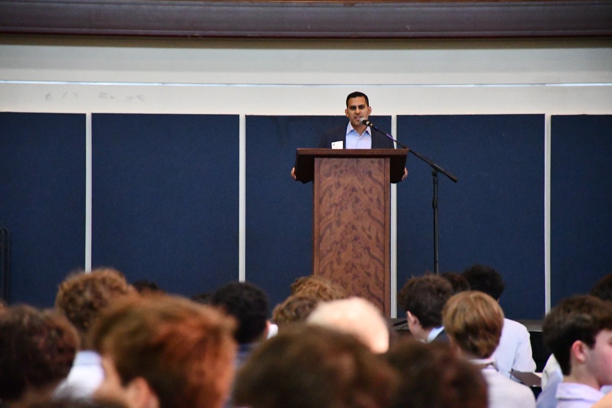 Jesuit Dallas Alumni tweet media