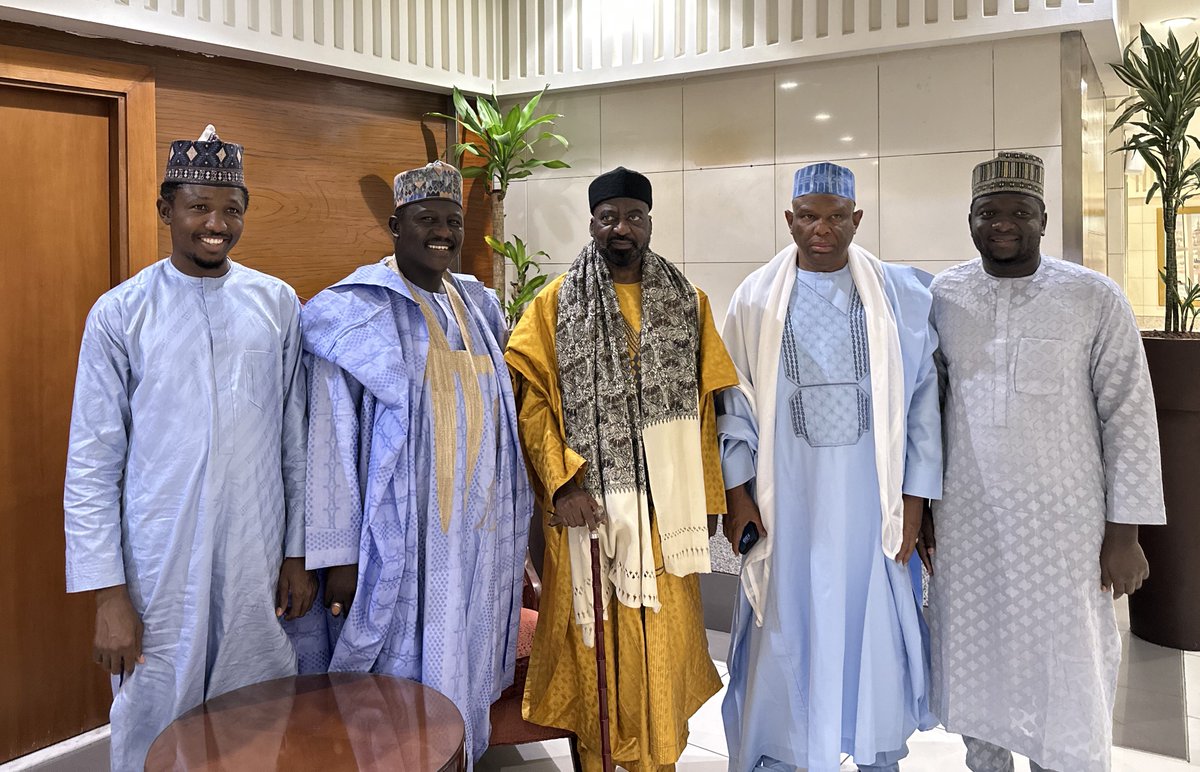 AKabirbayero tweet picture