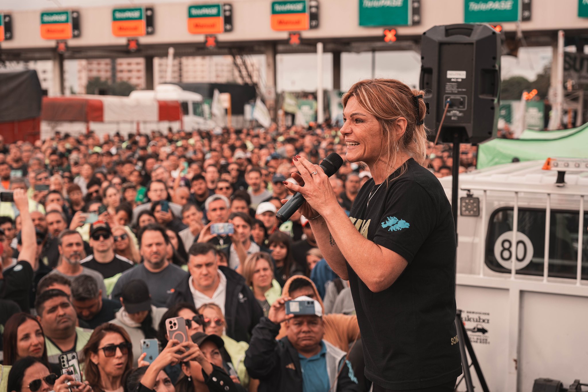 El gremio del peaje cuestionó al Gobierno y aseguró que entre los 117 despedidos hay trabajadoras en periodo de lactancia y otros a los que le faltaban tres meses para jubilarse