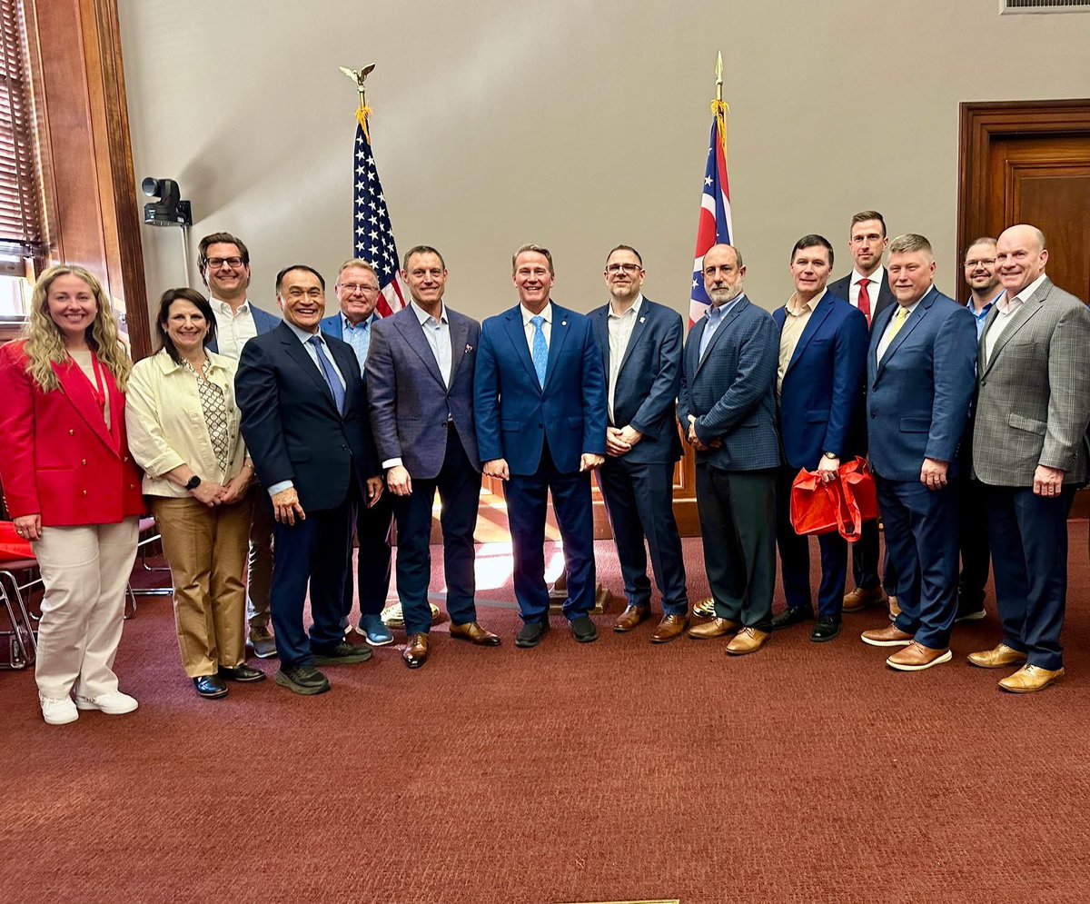 DurableSlateCo's tweet photo. Roofing Day in D.C. was a success! United voices from across the U.S. made an impact on Capitol Hill. Big thanks to the NRCA for the support!
#RoofingDayInDC #DurableSlate #NRCA #SlateRoofingContractorsAssociation
https://t.co/mNBrh9powo | https://t.co/y7ry4WS0gn https://t.co/R01YZHo1JE