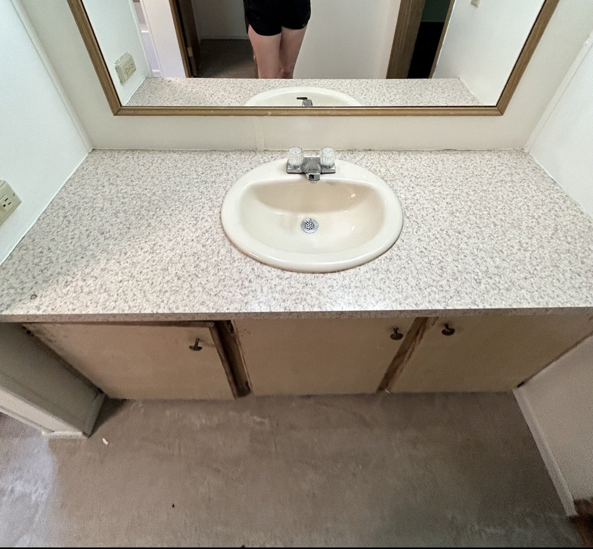 lc🏇🏼 tweet media