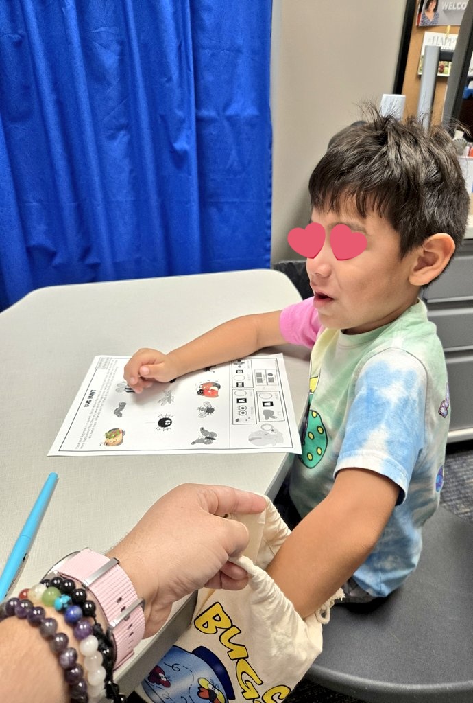 Things got a little buggy in speech! 🐛🐞Our carrier phrases helped us describe creepy crawlies and build longer sentences! <a href="/BrosnahanES/">Brosnahan Elementary</a> <a href="/PrinSilliman/">Dr. Renee Silliman</a> #CFISDSLP 
#SpeechTherapy #LanguageDevelopment