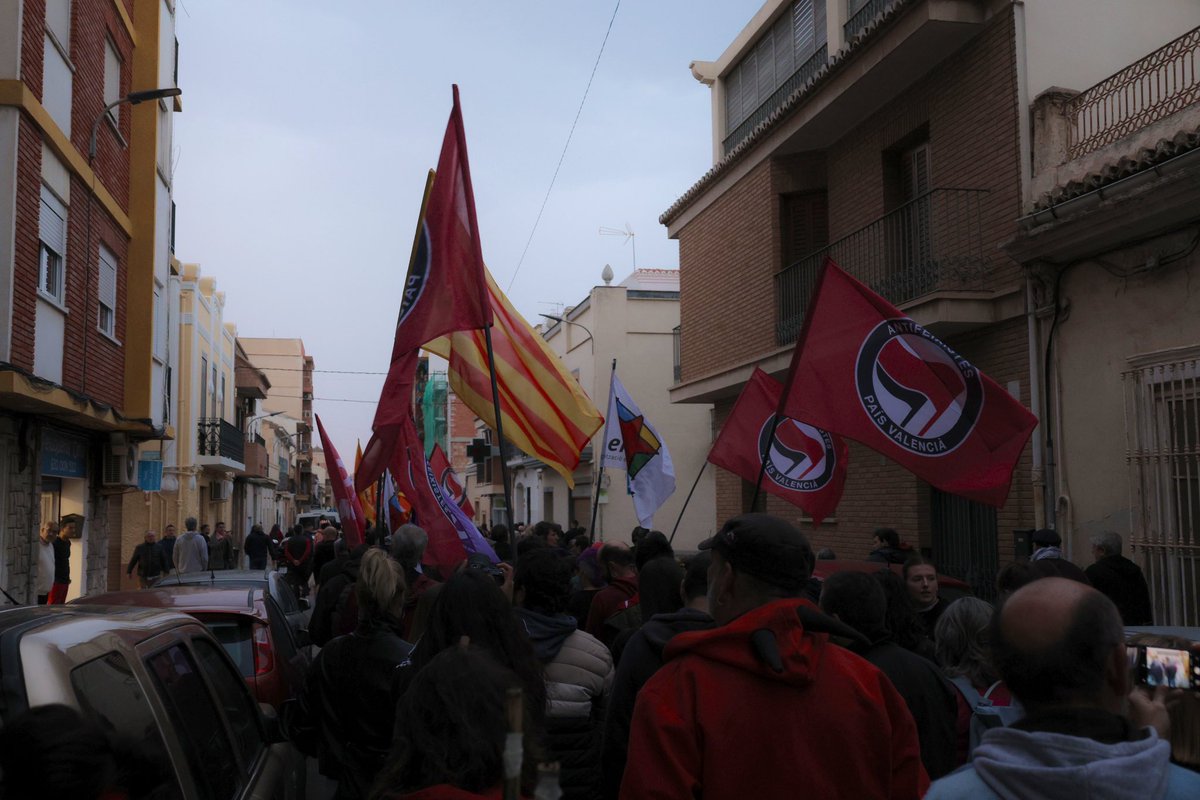Arran_jovent's tweet photo. 🏴🌹 Som hereus de la teus lluita. Som el batec immortal de milers de Guillems.

Hui commemorem el 32é aniversari del teu assassinat, i cada dia lluitem per uns Països Catalans lliures, antifeixistes i antiracistes.

La lluita continua! #AntifeixistesSempre https://t.co/U2RNP0KtzG