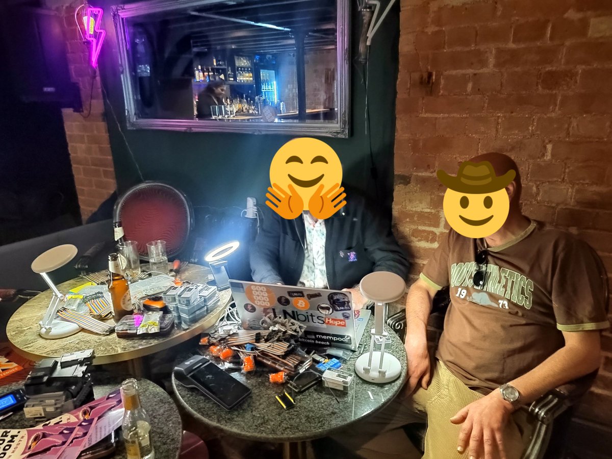 Speakeasy hacking/workshops happening at <a href="/CheatCodeCon/">CheatCode</a> in the <a href="/auctionroombar/">Auction Room</a> building #bitcoinSwitch, nsec bunkers, n_o_s_t_r signing device, hardware wallets 🔥